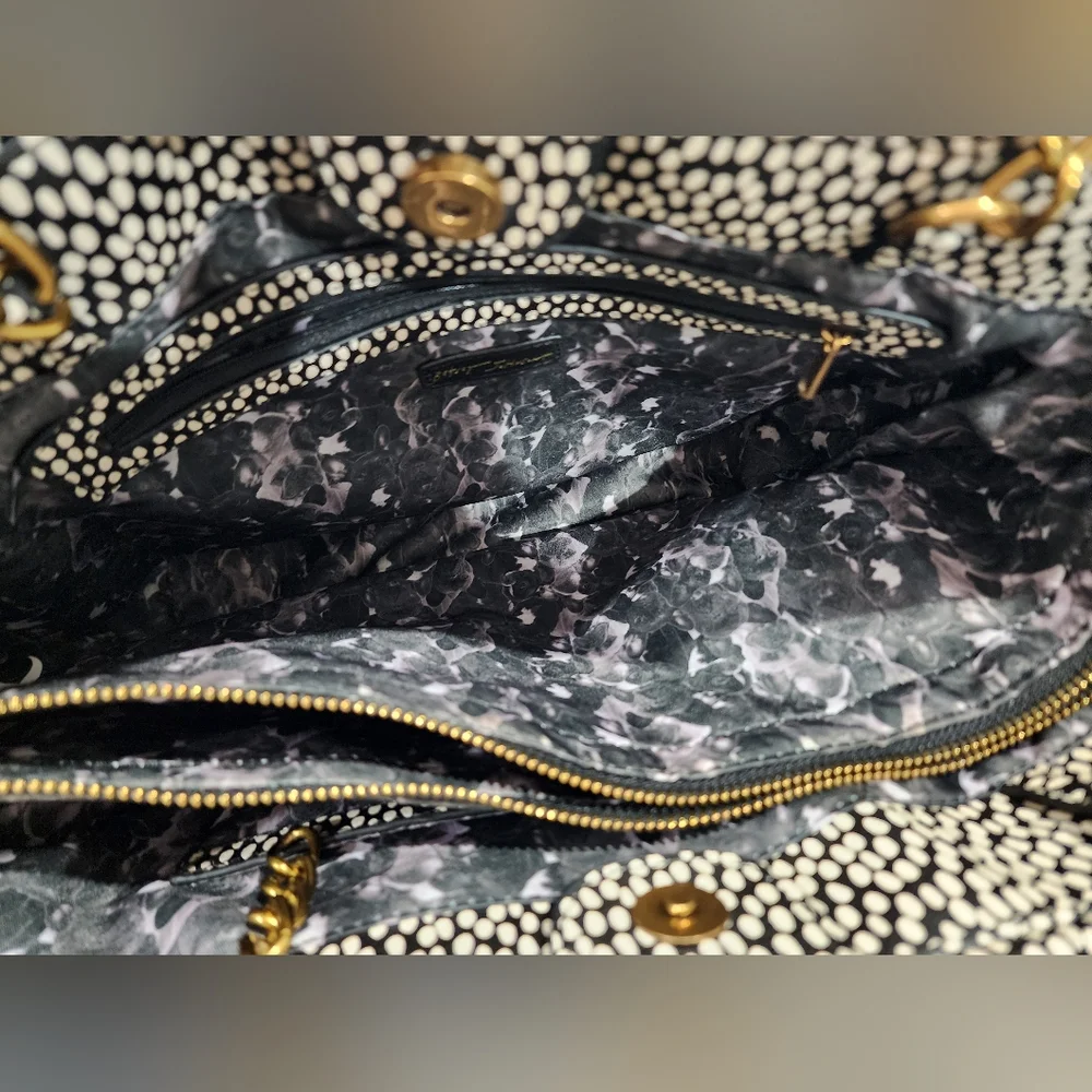 Betsey Johnson | Frenchie Bull Dog Bow Vegan Leather Quilted Tote | Black/White - Picture 9 of 14